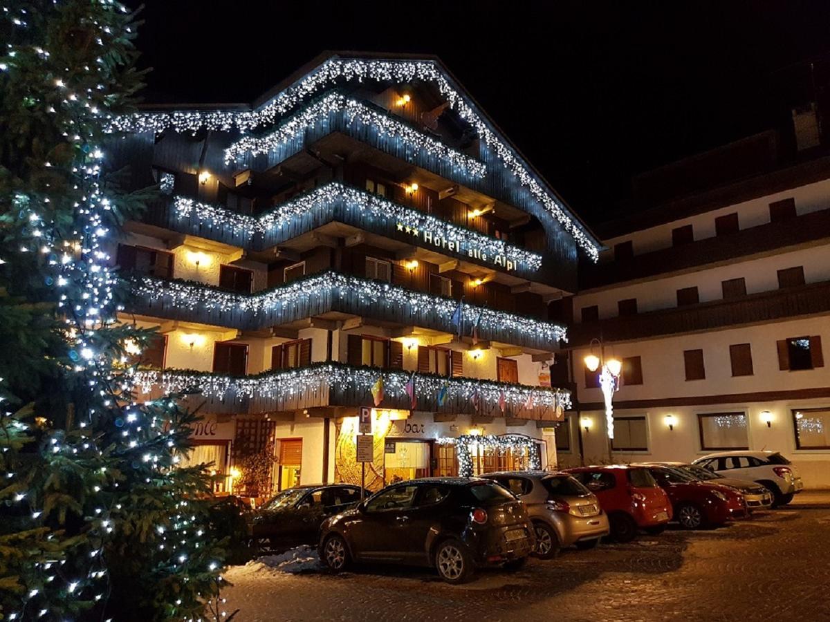 אלגה Hotel Alle Alpi מראה חיצוני תמונה
